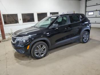 Salvage Kia Seltos
