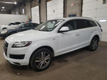  Salvage Audi Q7