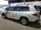 Toyota Highlander Base Image 3