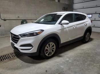  Salvage Hyundai TUCSON