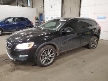 Salvage Volvo V60