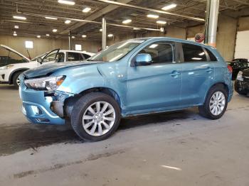  Salvage Mitsubishi Outlander