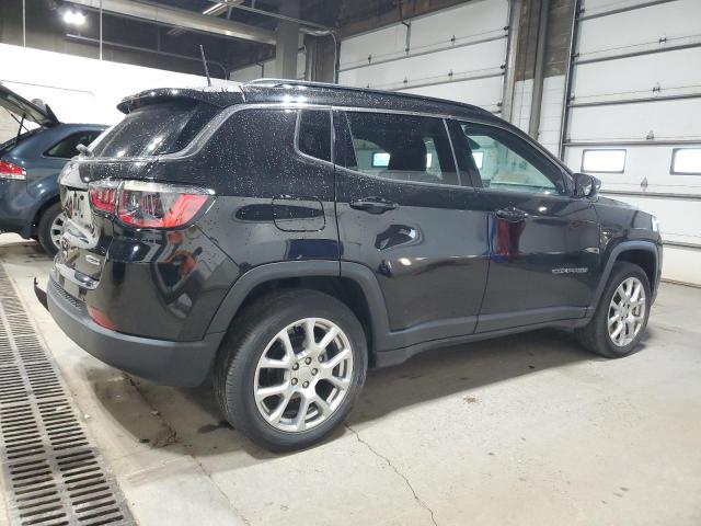 Jeep Compass Latitude Lux Image 3