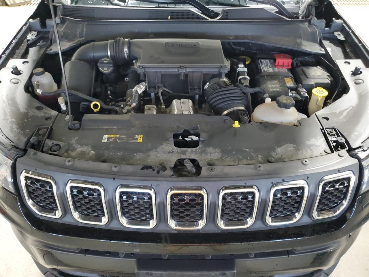 Jeep Compass Latitude Lux Image 11