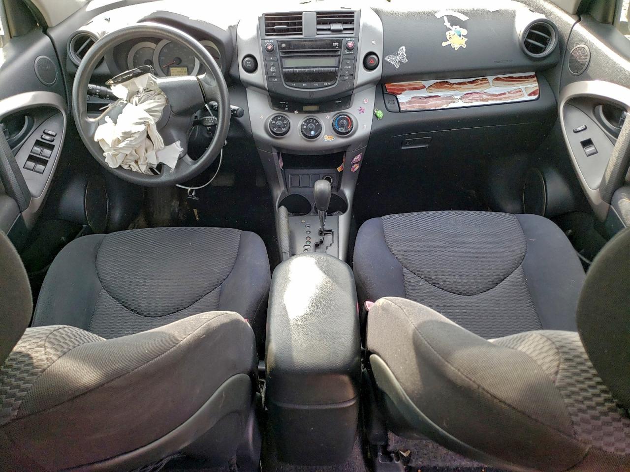 Toyota RAV4 Sport Image 7