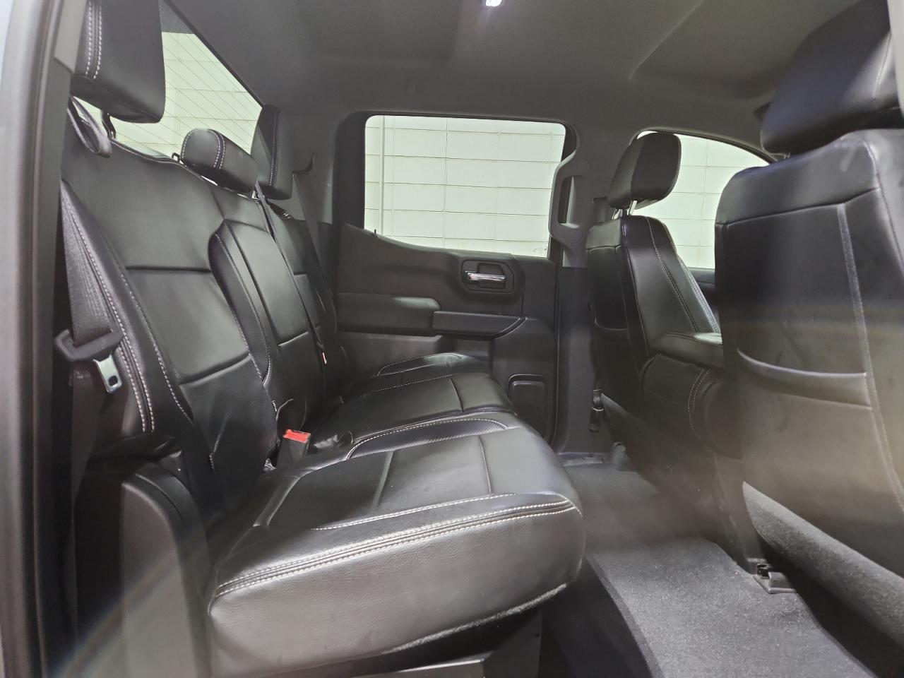 Chevrolet Silverado K1500 Lt Image 7