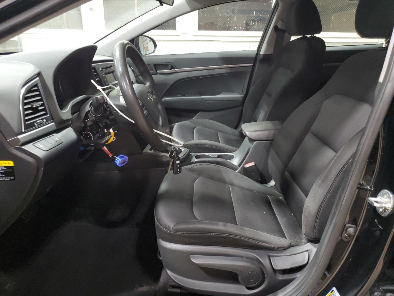 Hyundai ELANTRA Se Image 10