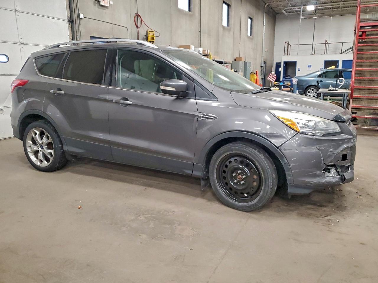 Ford Escape Titanium Image 4