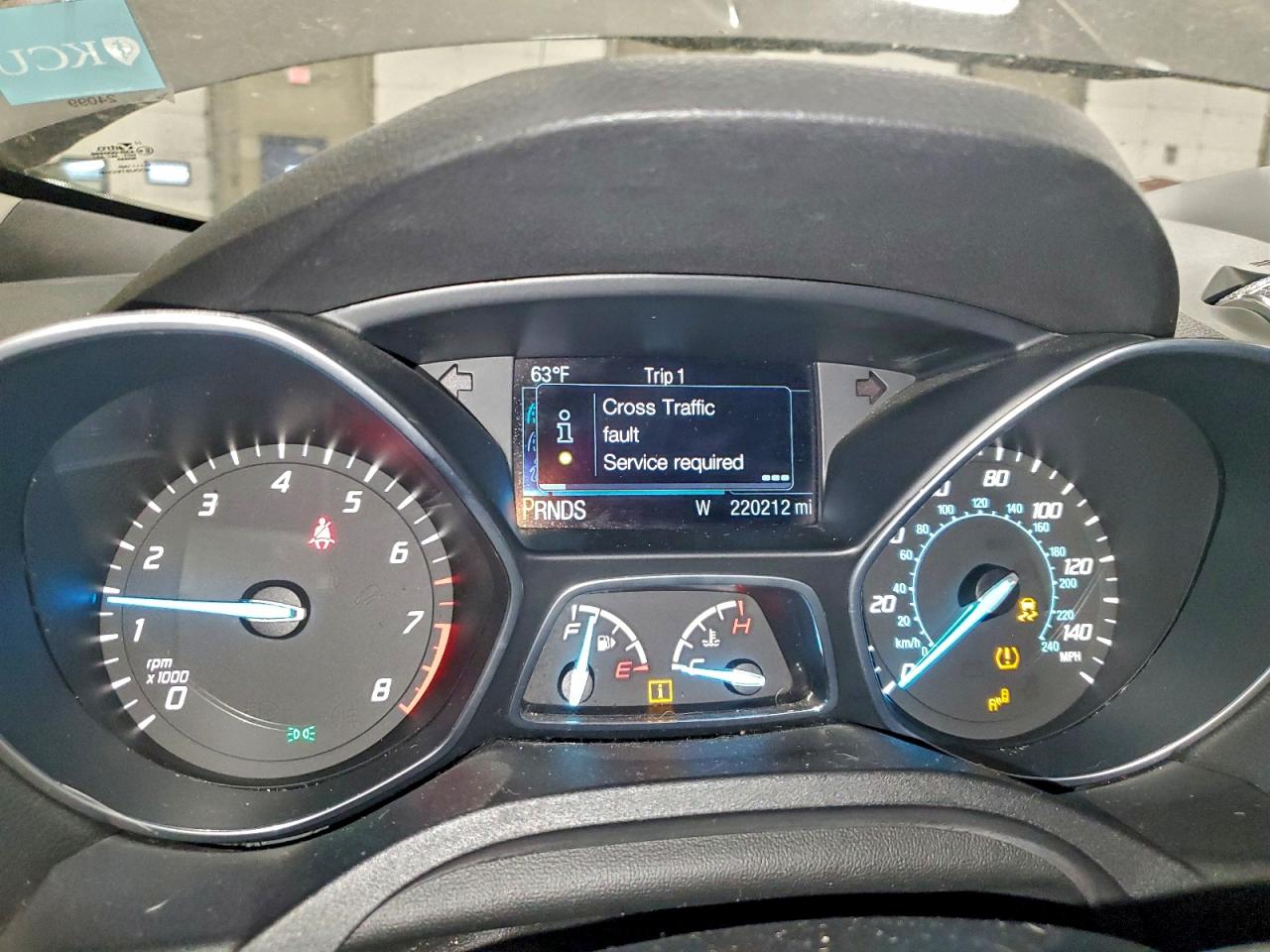 Ford Escape Titanium Image 2