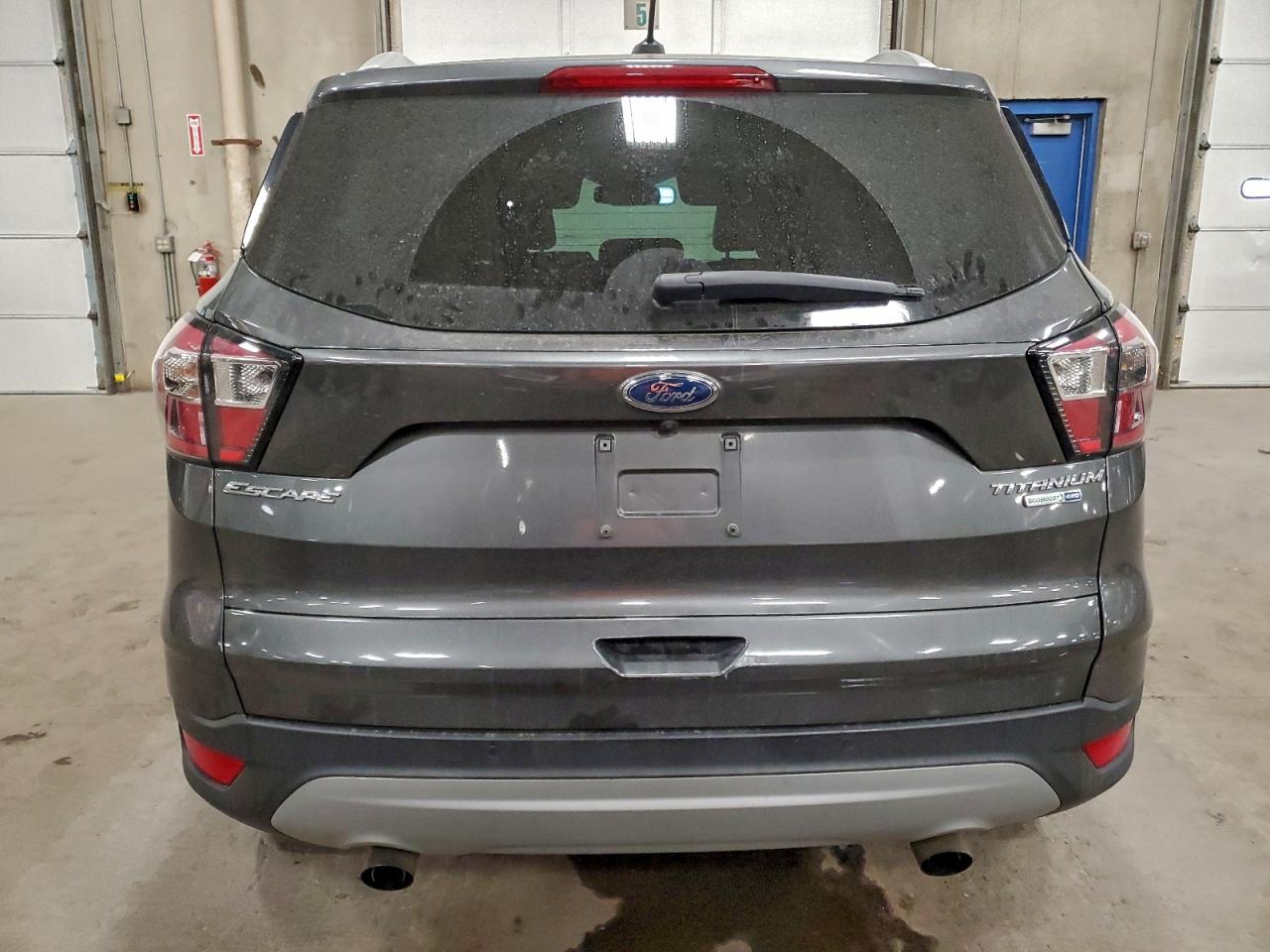 Ford Escape Titanium Image 10