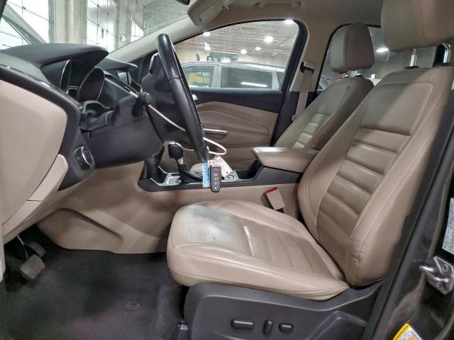 Ford Escape Titanium Image 12