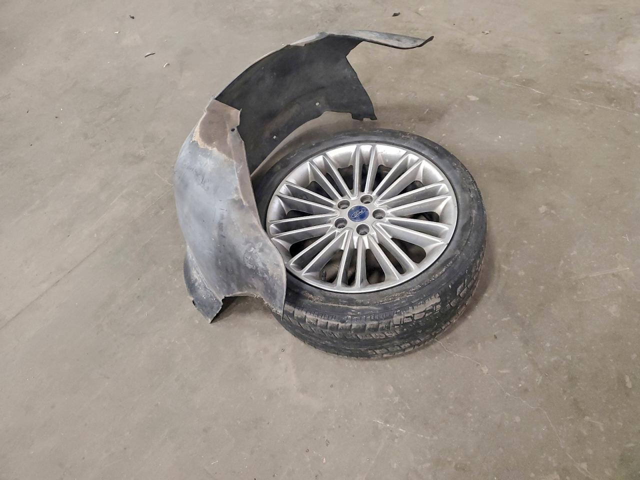 Ford Fusion Se Image 8