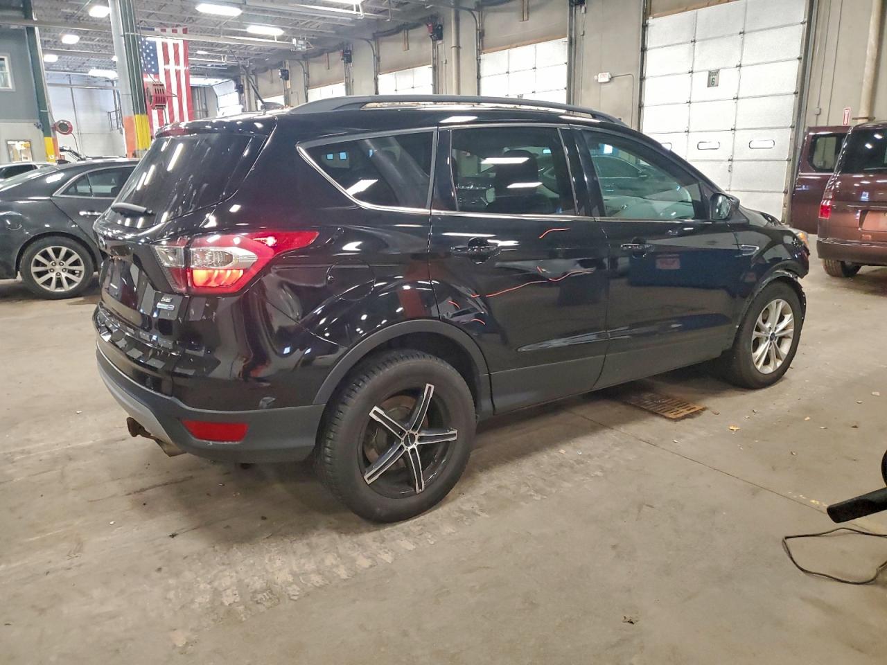 Ford Escape Se Image 6