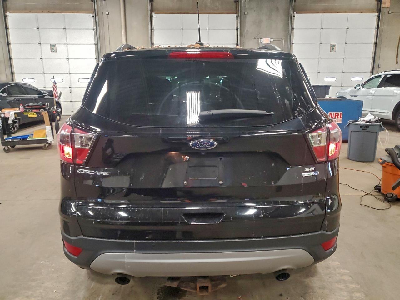 Ford Escape Se Image 11