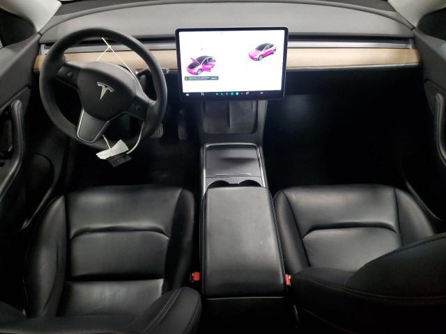 Tesla Model Y Image 11