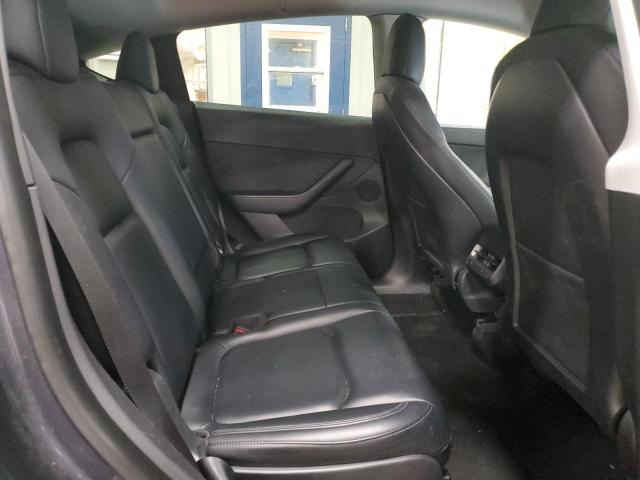 Tesla Model Y Image 2