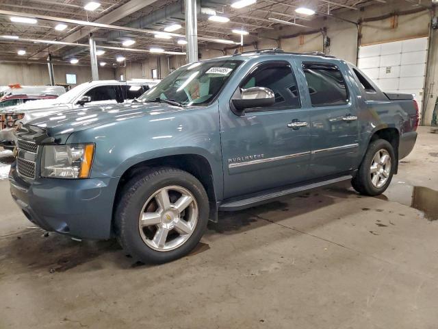  Salvage Chevrolet Avalanche