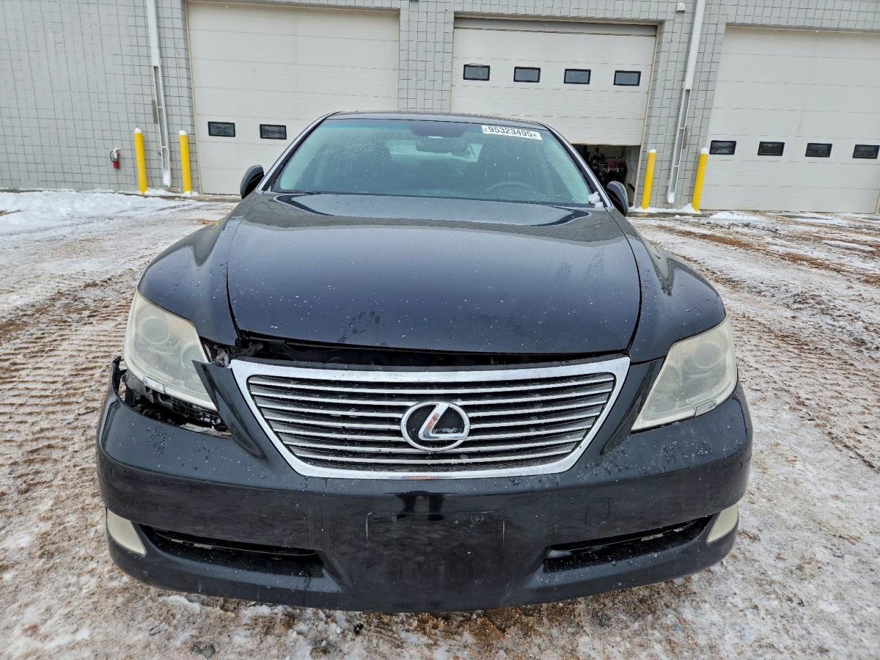 Lexus LS 460l Image 6