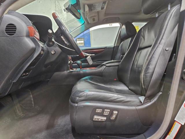 Lexus LS 460l Image 10