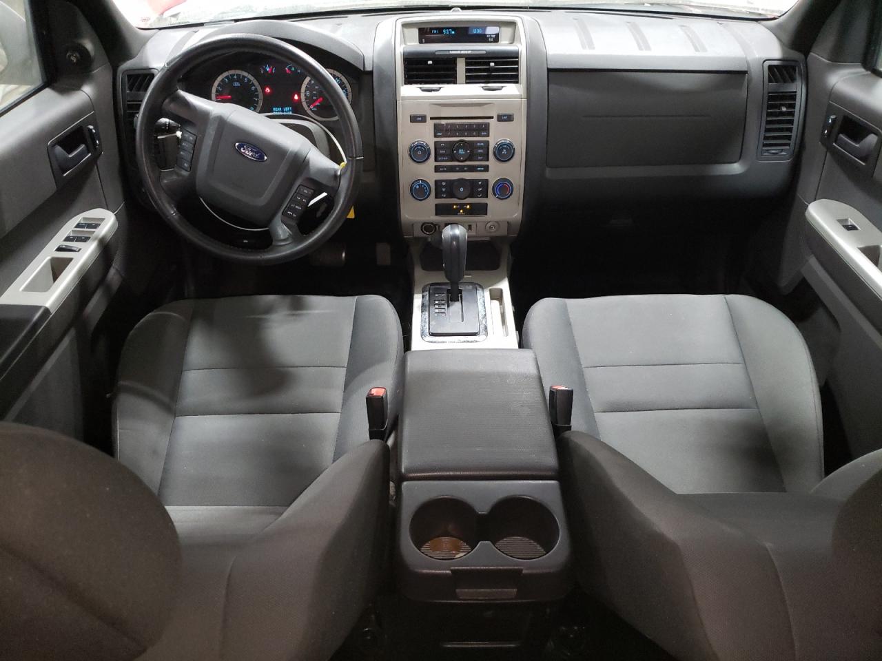 Ford Escape Xlt Image 8