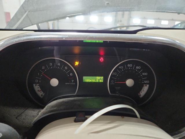 Ford Explorer Xlt Image 10