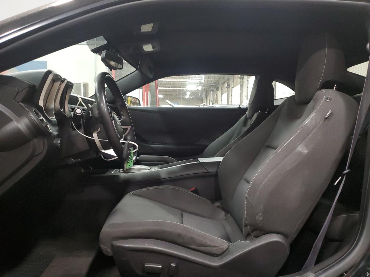 Chevrolet Camaro Lt Image 11