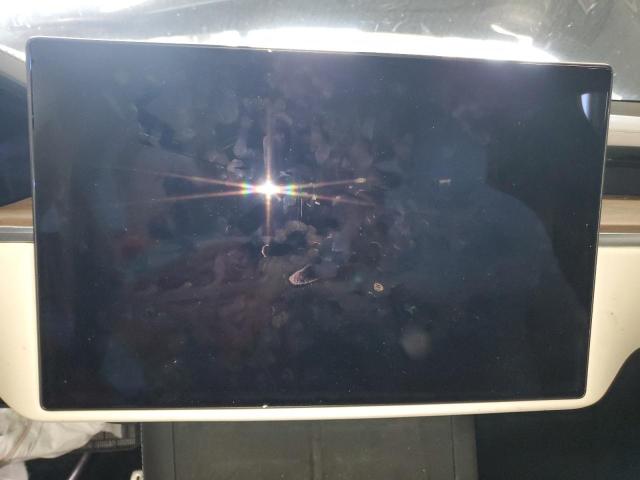 Tesla Model X Image 11