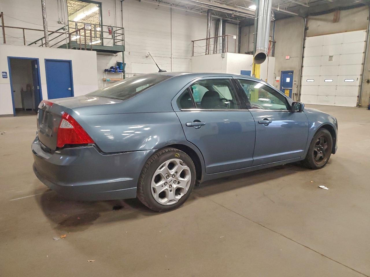 Ford Fusion Se Image 2