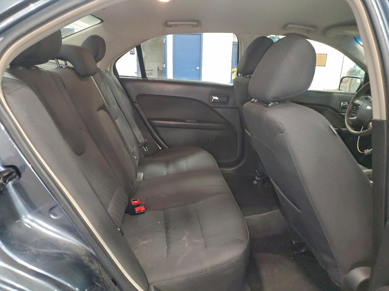 Ford Fusion Se Image 6