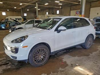  Salvage Porsche Cayenne