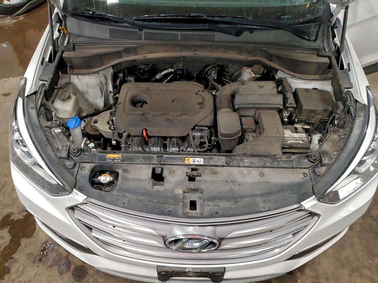 Hyundai SANTA FE Image 2