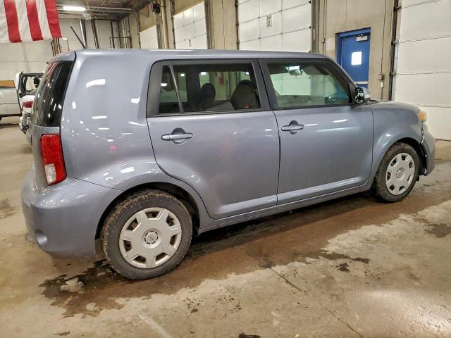 Toyota Scion Image 9