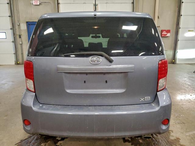 Toyota Scion Image 5