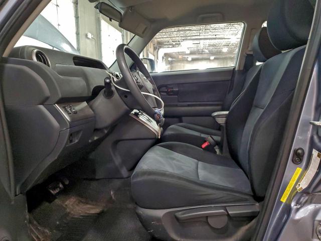 Toyota Scion Image 7