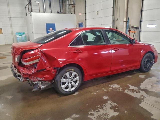 Toyota Camry Base Image 4