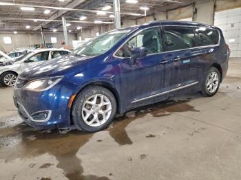  Salvage Chrysler Pacifica