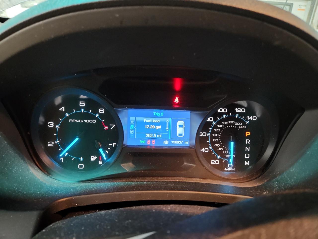 Ford Explorer Image 8