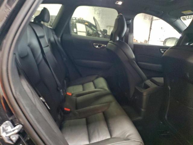 Volvo XC60 T8 Inscription Image 9