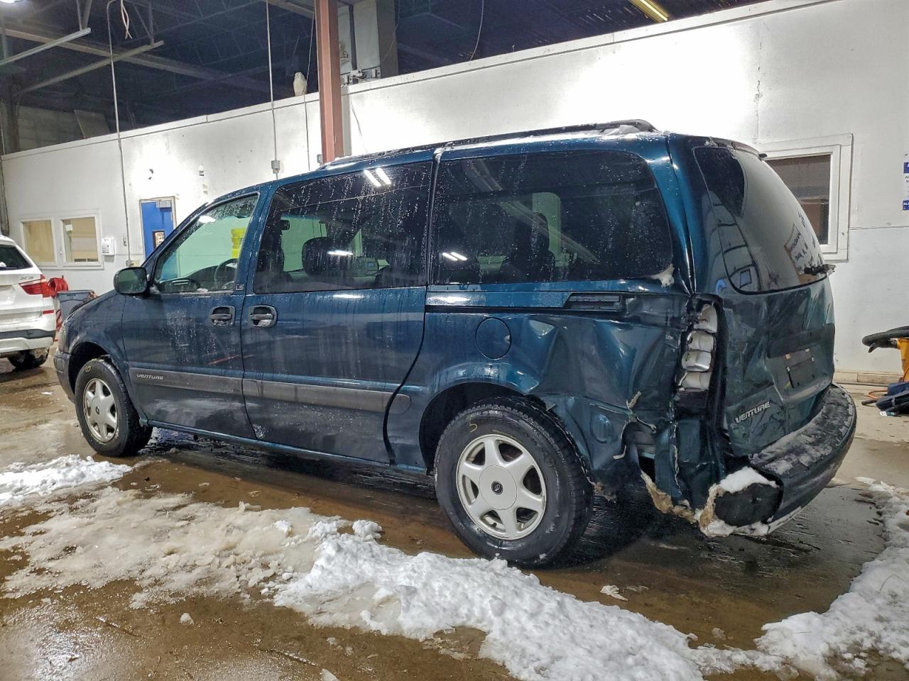 Chevrolet Venture Image 6