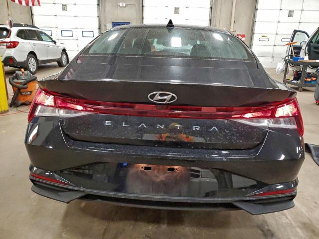 Hyundai ELANTRA Sel Image 6
