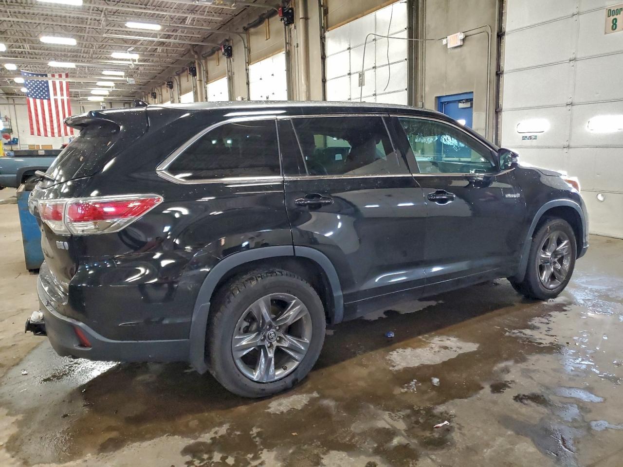 Toyota Highlander Hybrid Limited Image 10