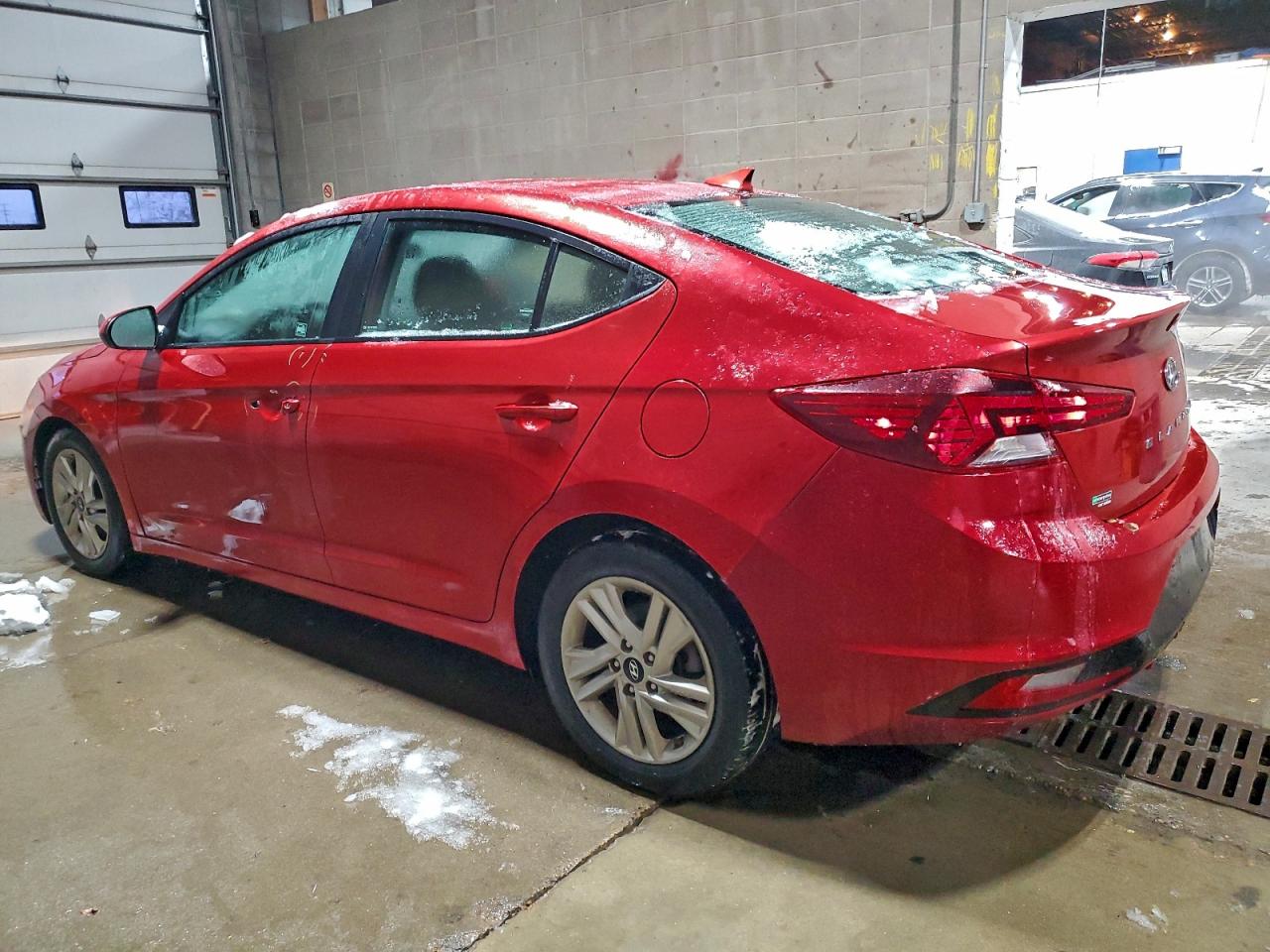 Hyundai ELANTRA Sel Image 12