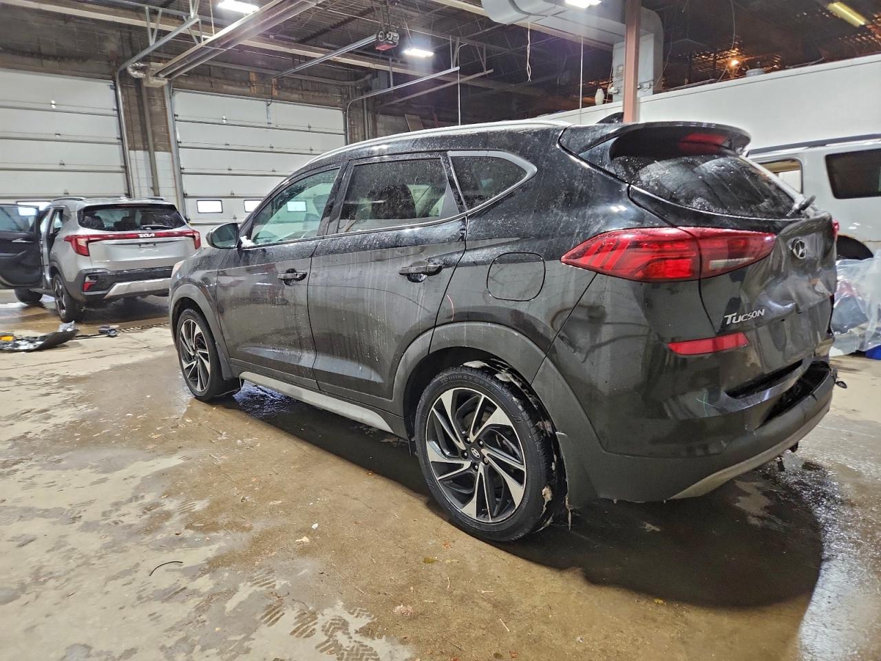 Hyundai TUCSON Limited Image 3