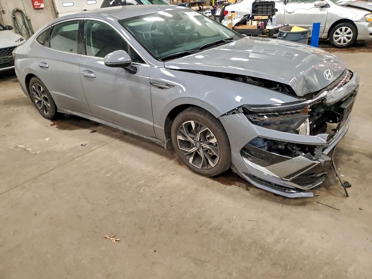 Hyundai SONATA Sel Image 2