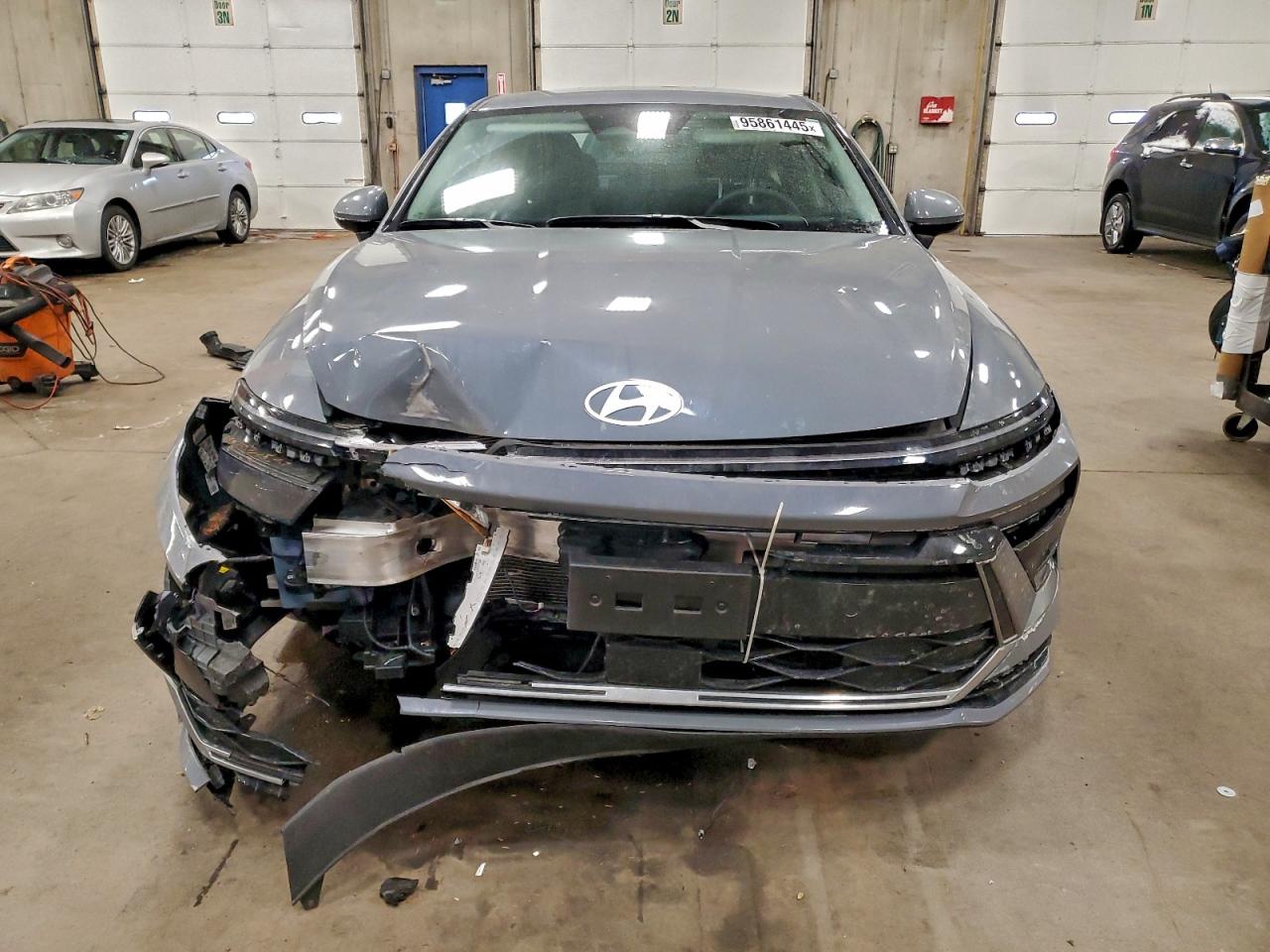 Hyundai SONATA Sel Image 12