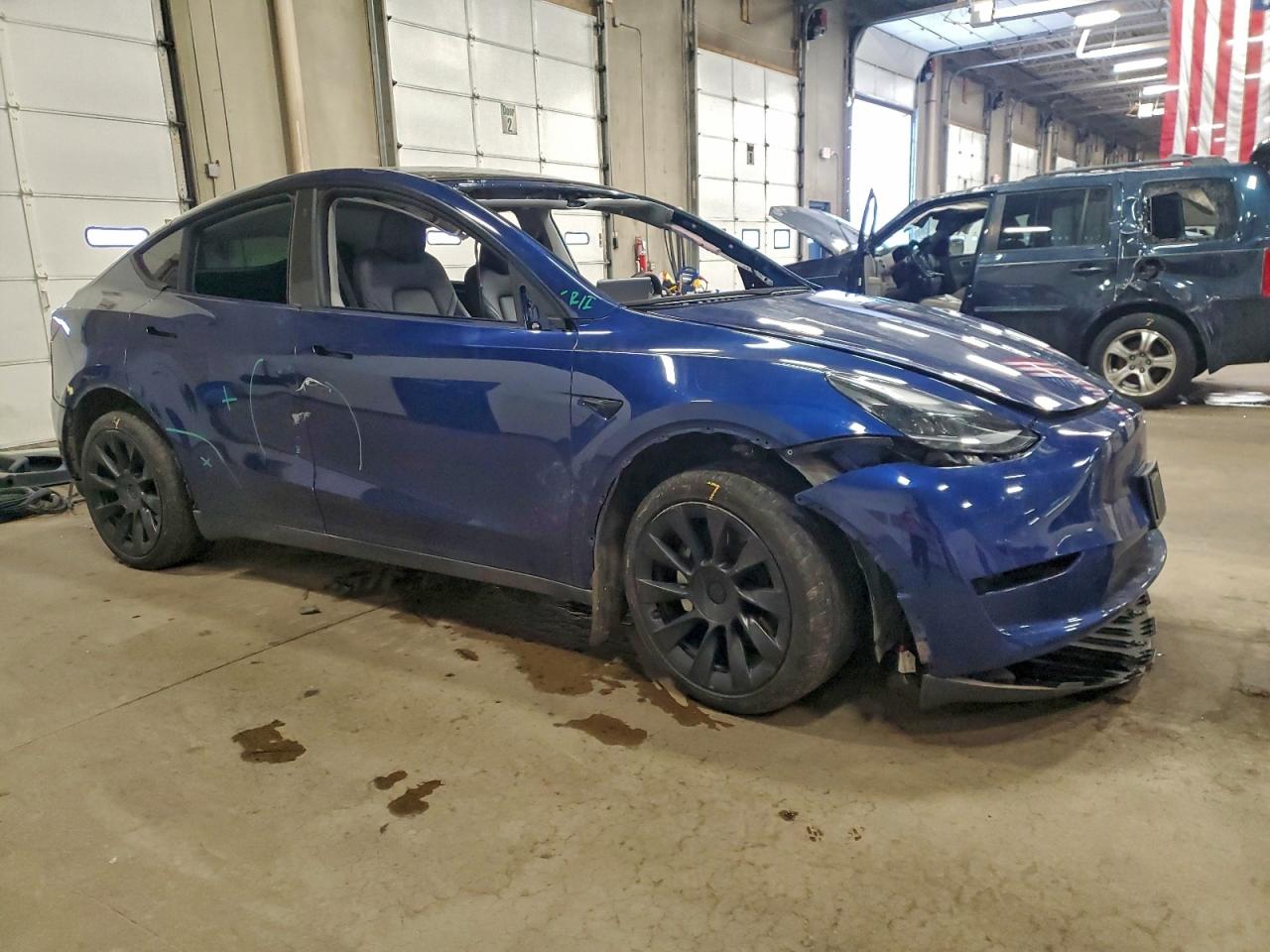 Tesla Model Y Image 11