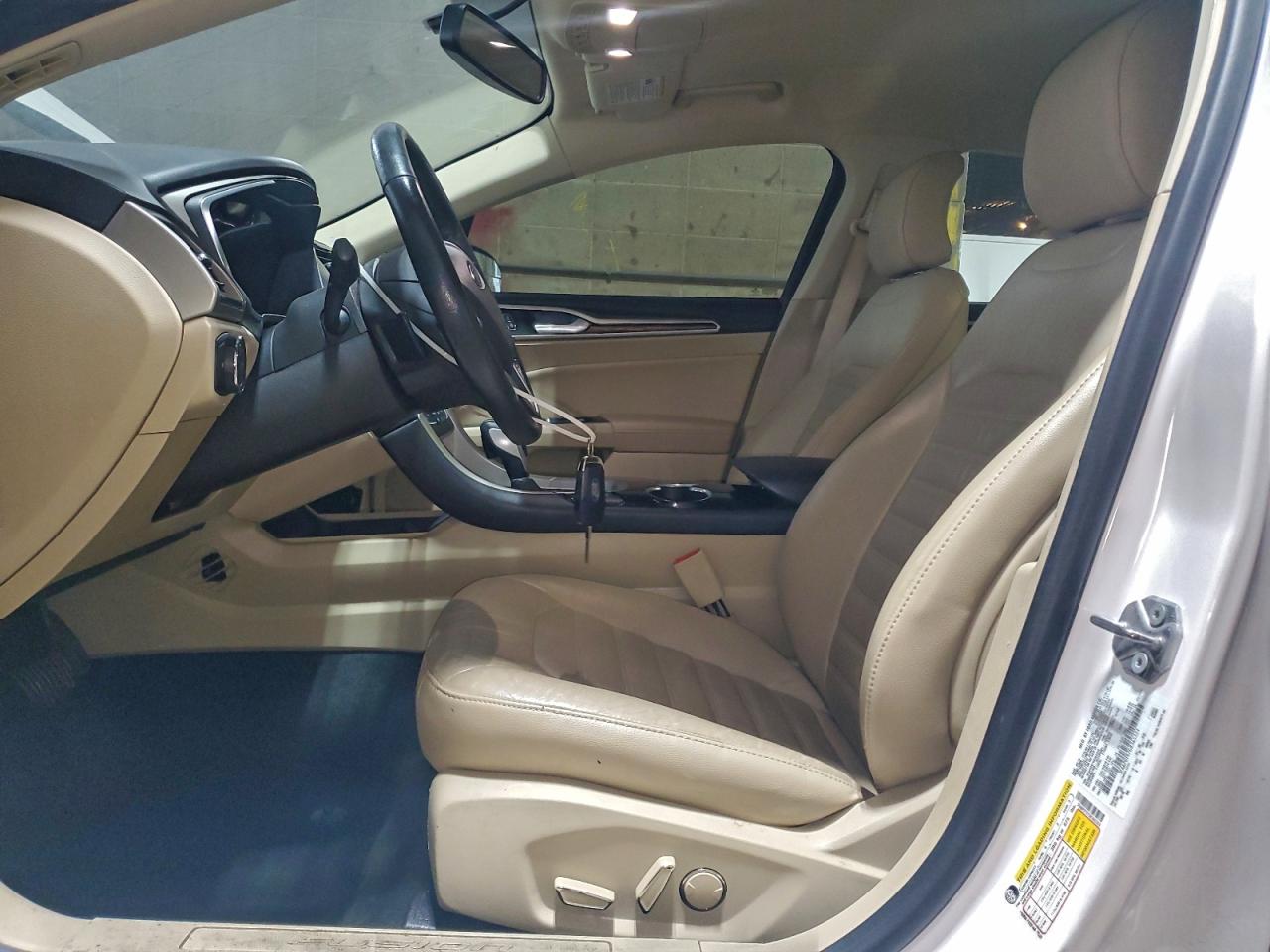 Ford Fusion Se Image 7