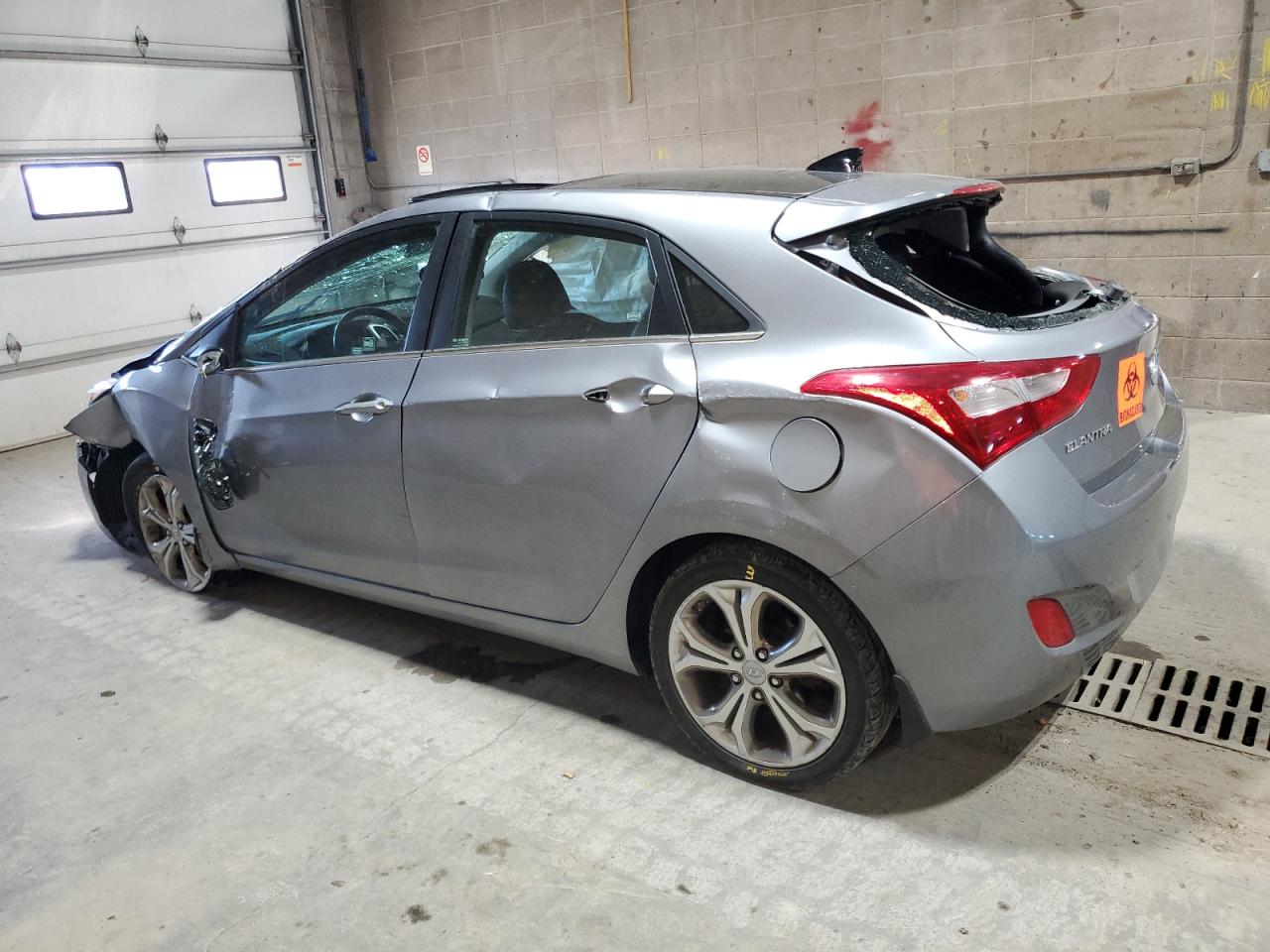 Hyundai ELANTRA Image 5