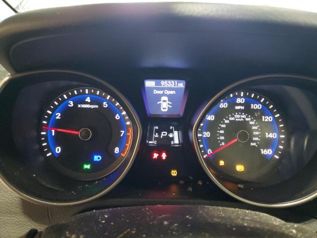 Hyundai ELANTRA Image 9