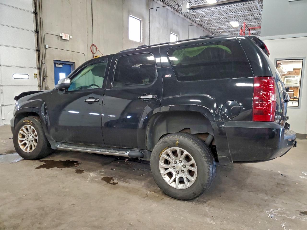 Chevrolet Tahoe K1500 Image 3